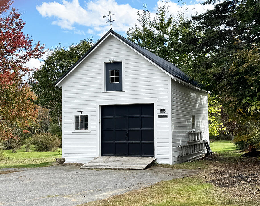 218 Capen Road Gardiner, ME 04345 - Photo 3 of 27 3 GARAGE