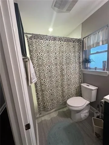 $1,900 | 3337 Whisper Lane, Gretna, LA 70056