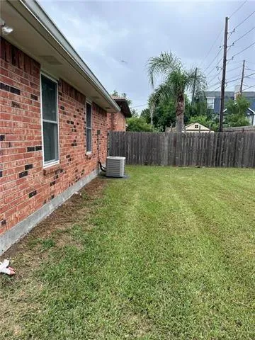 $1,900 | 3337 Whisper Lane, Gretna, LA 70056