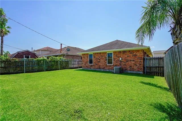 $1,900 | 3337 Whisper Lane, Gretna, LA 70056