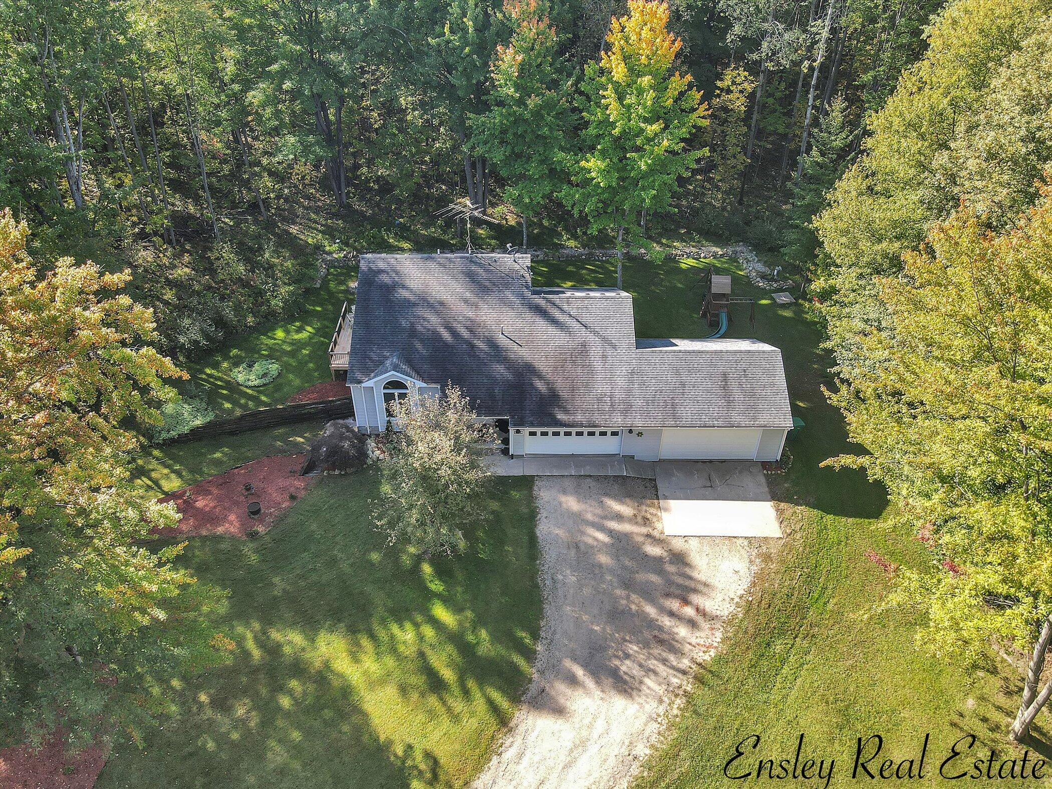 1988 South Sherman Road Remus, MI 49340 - Photo 45 of 53 45-1988 S Sherman Rd-Windowstill Real Es