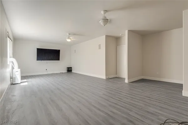 $4,300 | 3913 Diamond Ridge Street, Las Vegas, NV 89129