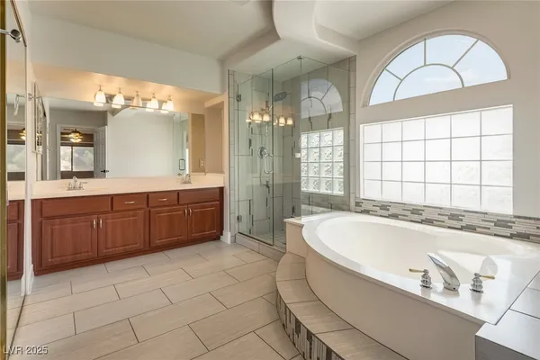 $4,300 | 3913 Diamond Ridge Street, Las Vegas, NV 89129