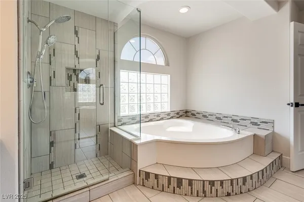 $4,300 | 3913 Diamond Ridge Street, Las Vegas, NV 89129