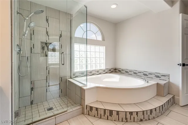 $4,300 | 3913 Diamond Ridge Street, Las Vegas, NV 89129