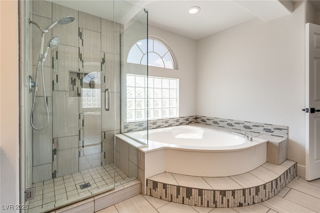 3913 Diamond Ridge Street Las Vegas, NV 89129 - Photo 5 of 46