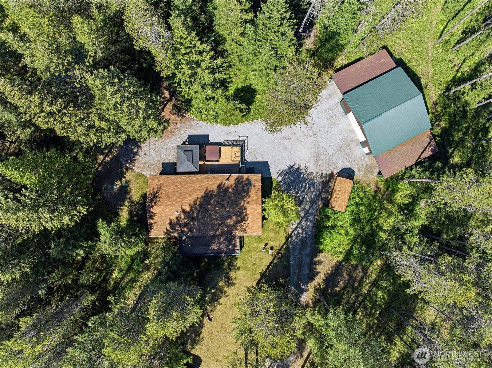1142 Driskill Road Newport, WA 99156 - Photo 40 of 40 an aerial view of a house with a yard