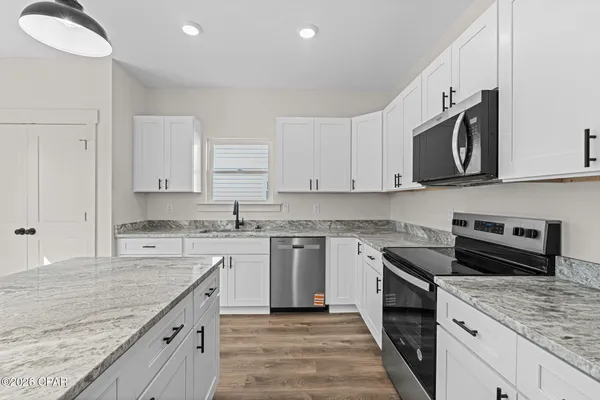$328,950 | 1228 13th Street, Southport, FL 32409