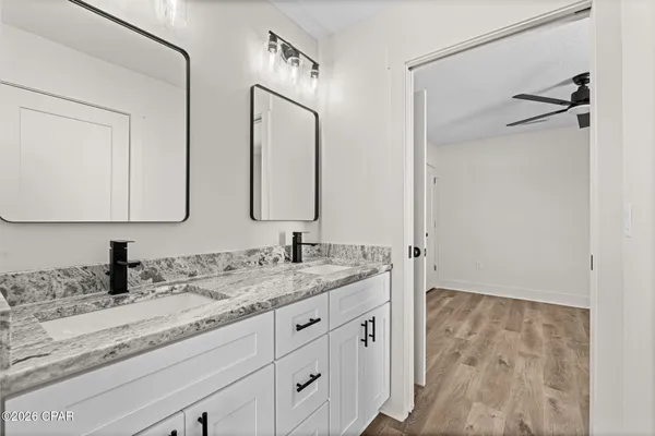 $328,950 | 1228 13th Street, Southport, FL 32409