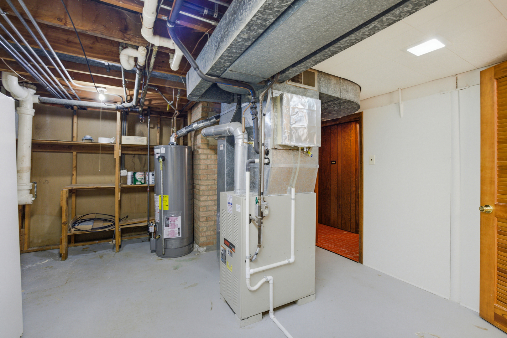 1020 Pershing Avenue Wheaton, IL 60189 - Photo 23 of 33 a view of utility room