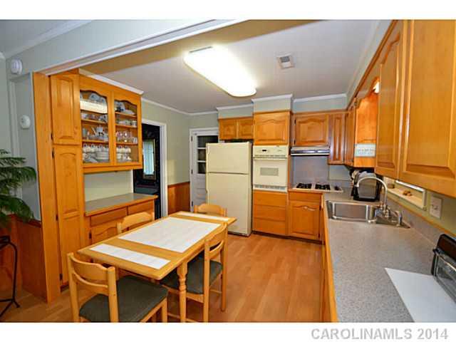 8809 Hood Road Charlotte, NC 28215 - Photo 7 of 16 Gallery Image 7