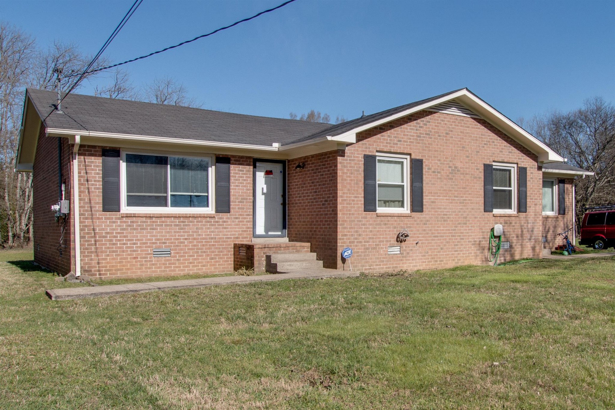 812 Lillard Road Murfreesboro, TN 37130 - Photo 1 of 5 Gallery Image 1