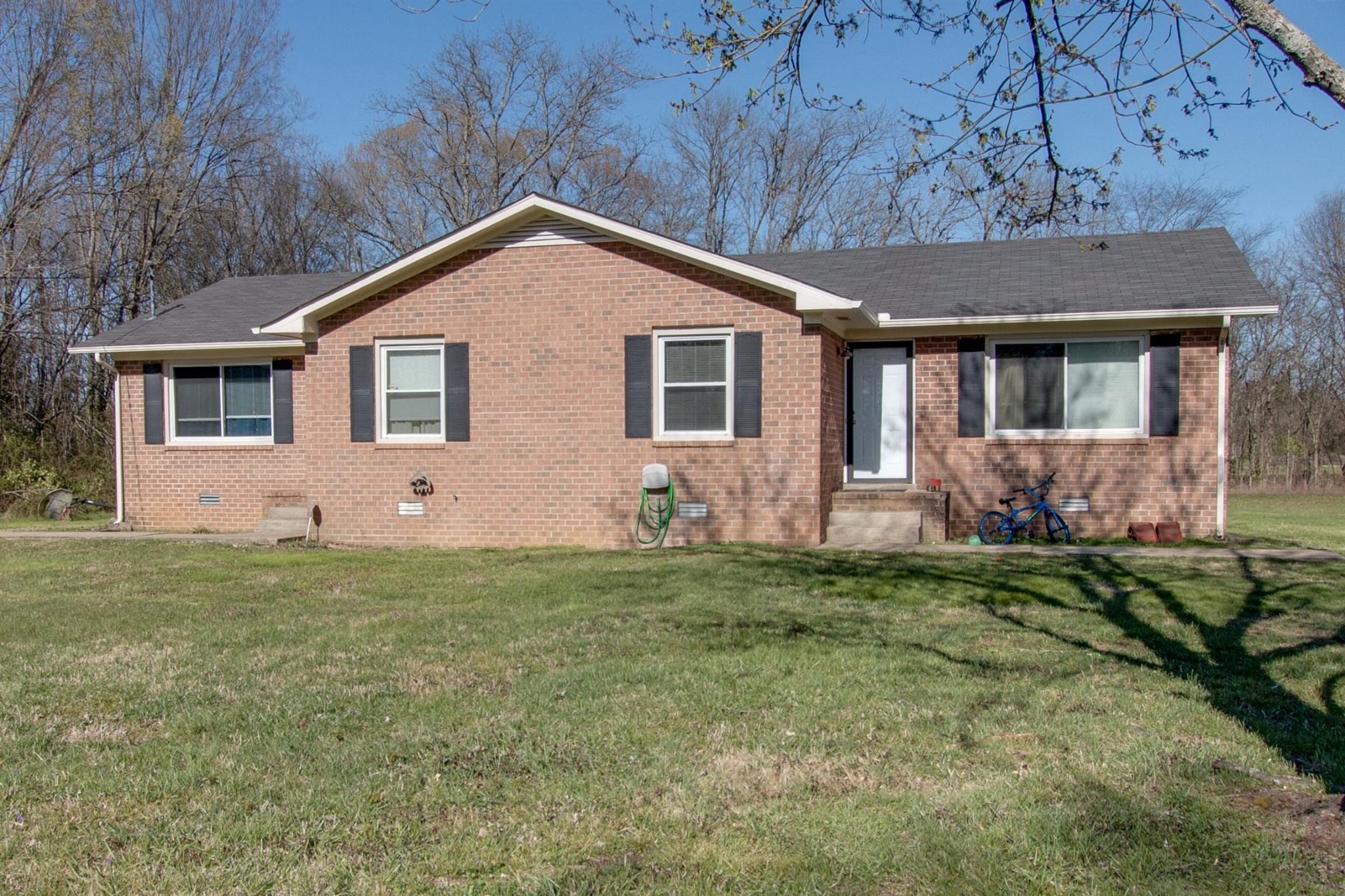 812 Lillard Road Murfreesboro, TN 37130 - Photo 2 of 5 Gallery Image 2