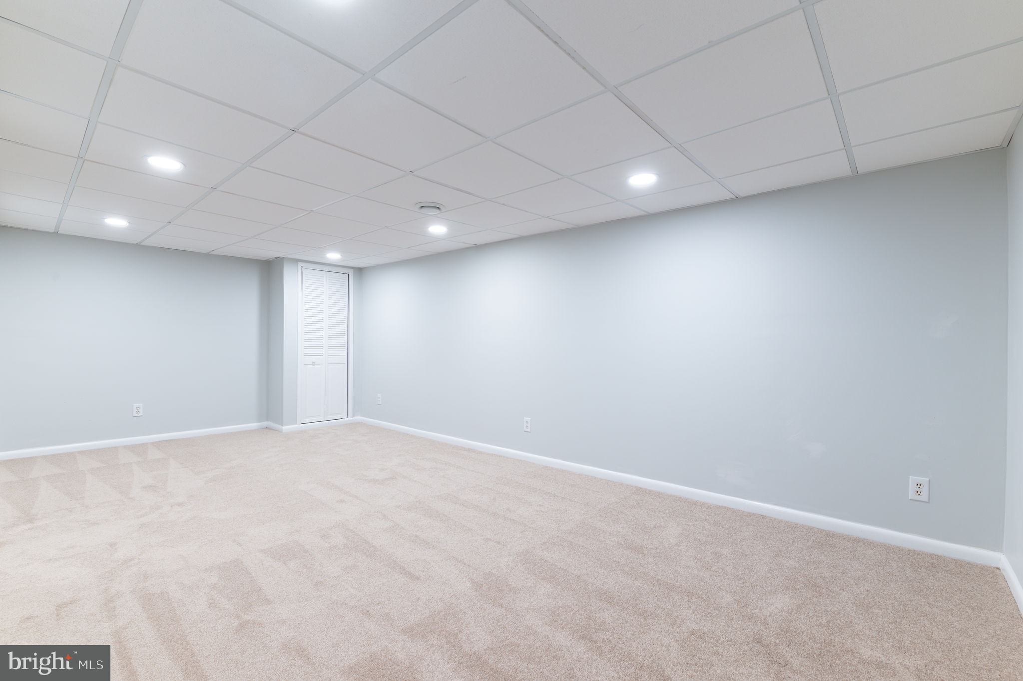 39 Mavista Circle Newark, DE 19713 - Photo 17 of 29 Lower level family room