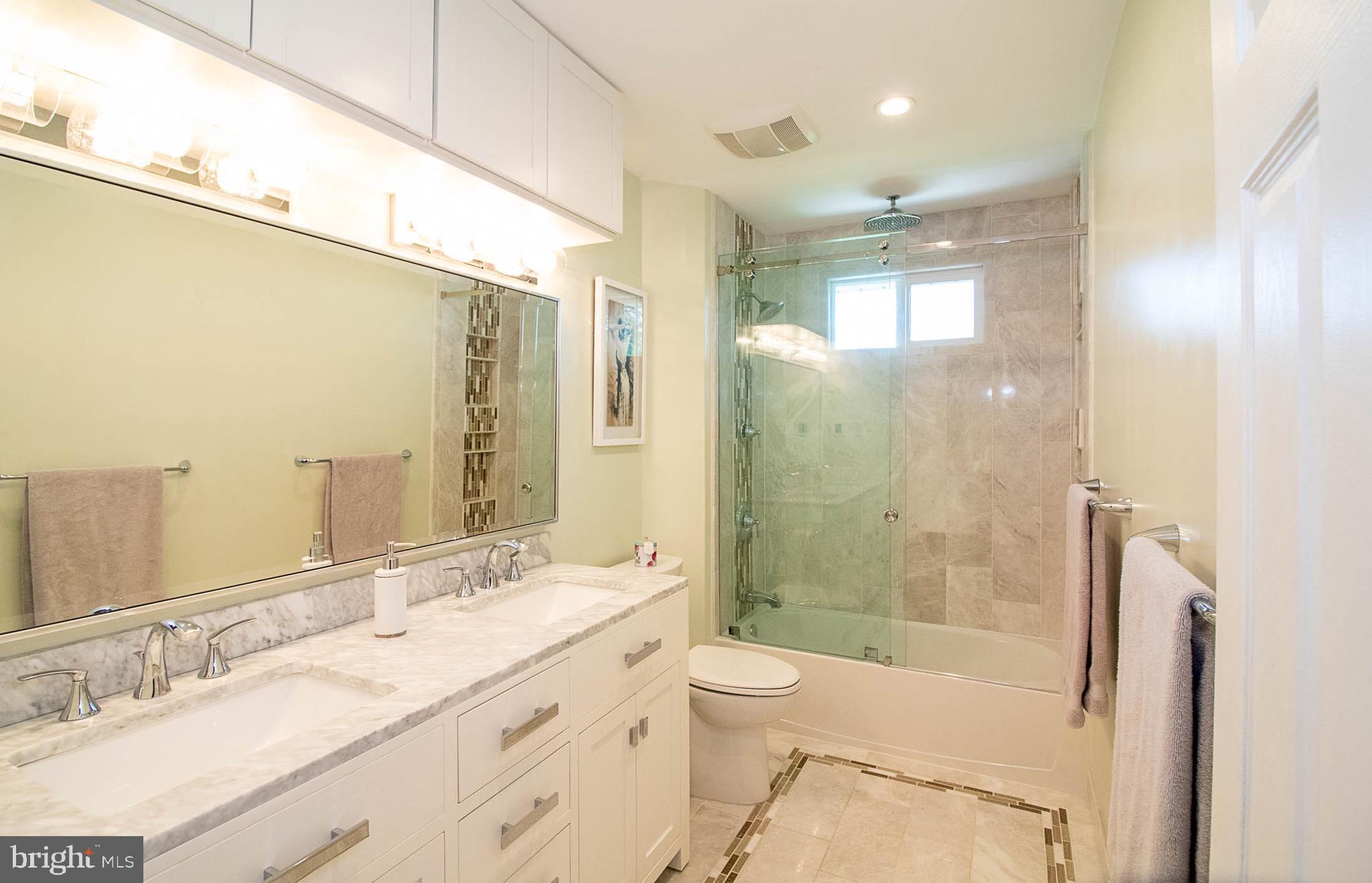 42 Sunnybrook Road Stratford, NJ 08084 - Photo 12 of 40