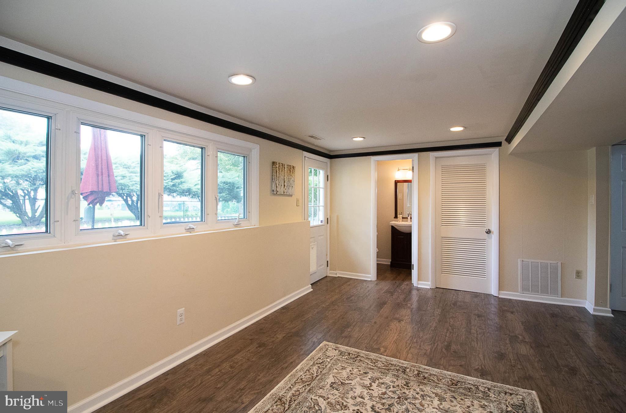 42 Sunnybrook Road Stratford, NJ 08084 - Photo 25 of 40
