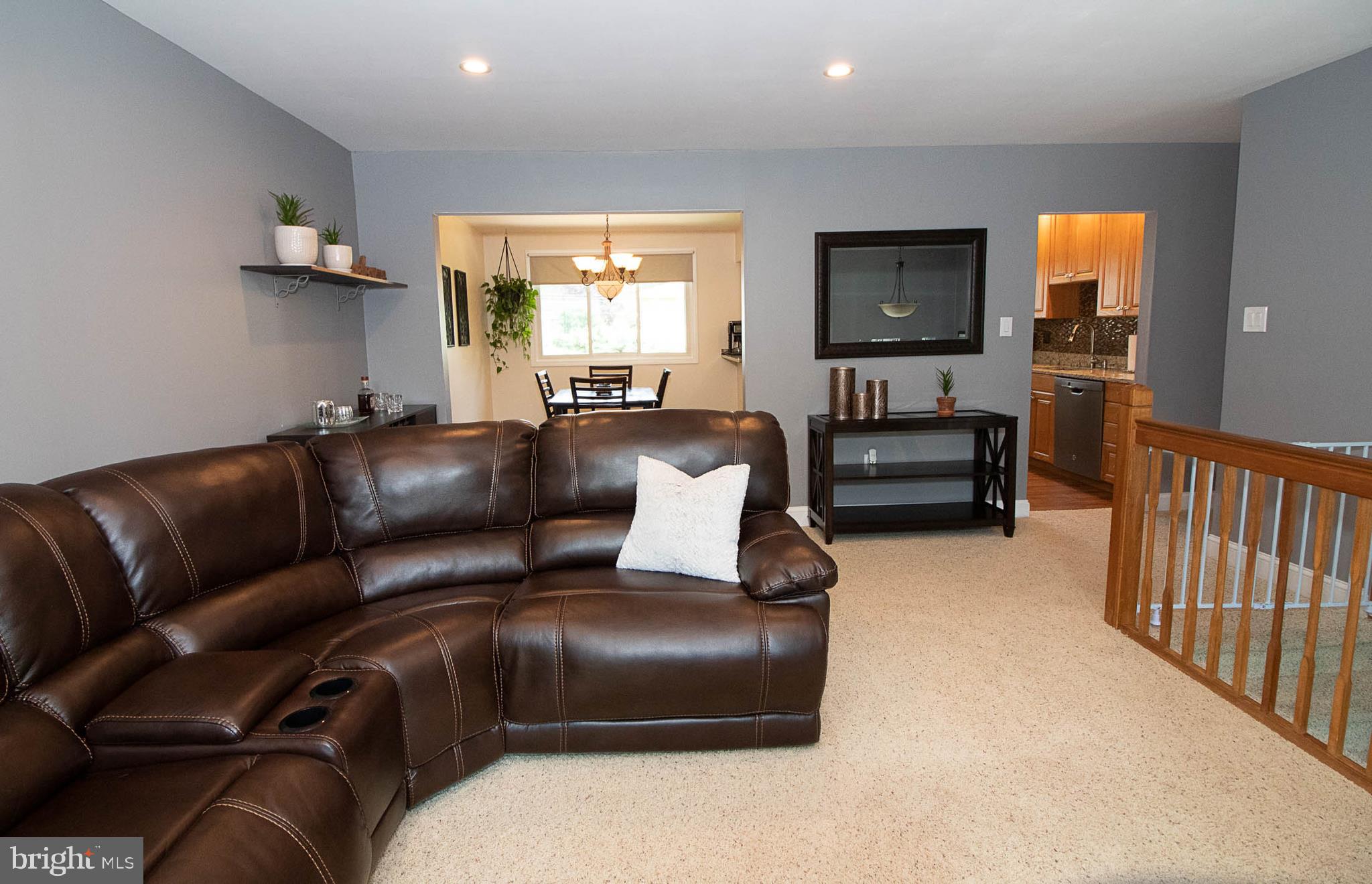 42 Sunnybrook Road Stratford, NJ 08084 - Photo 6 of 40