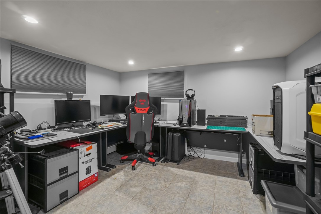 75 Rounds Avenue East Providence, RI 02915 - Photo 21 of 29