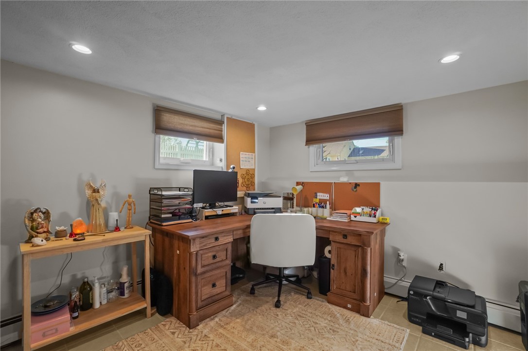 75 Rounds Avenue East Providence, RI 02915 - Photo 22 of 29