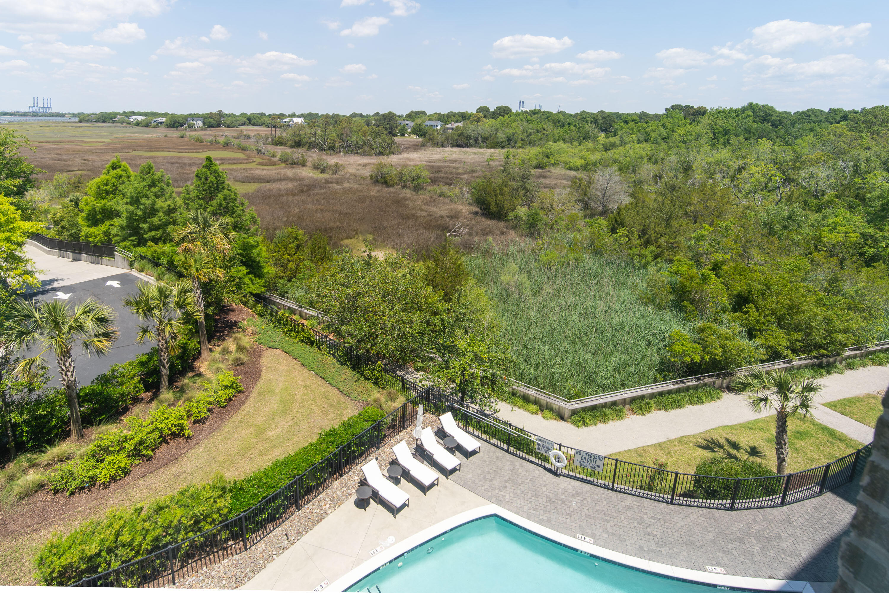 155 Wingo Way, Unit 421 Mount Pleasant, SC 29464 - Photo 95 of 98 155 Wingo Way-6