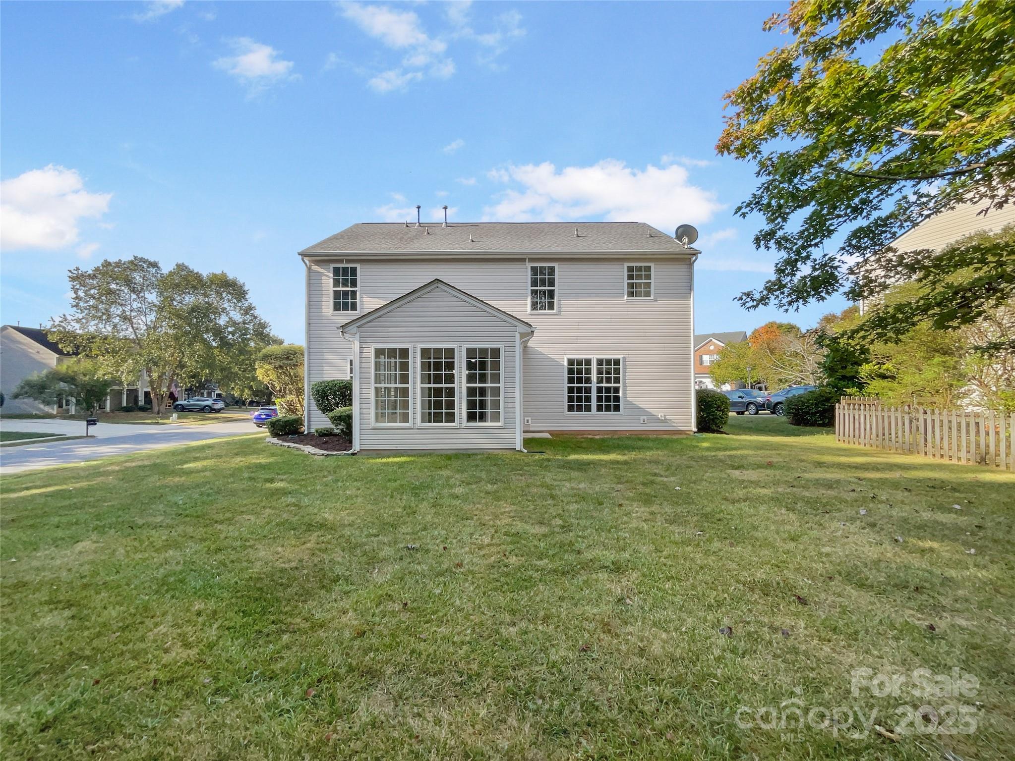 3915 Cameron Run Lane Matthews, NC 28105 - Photo 8 of 22