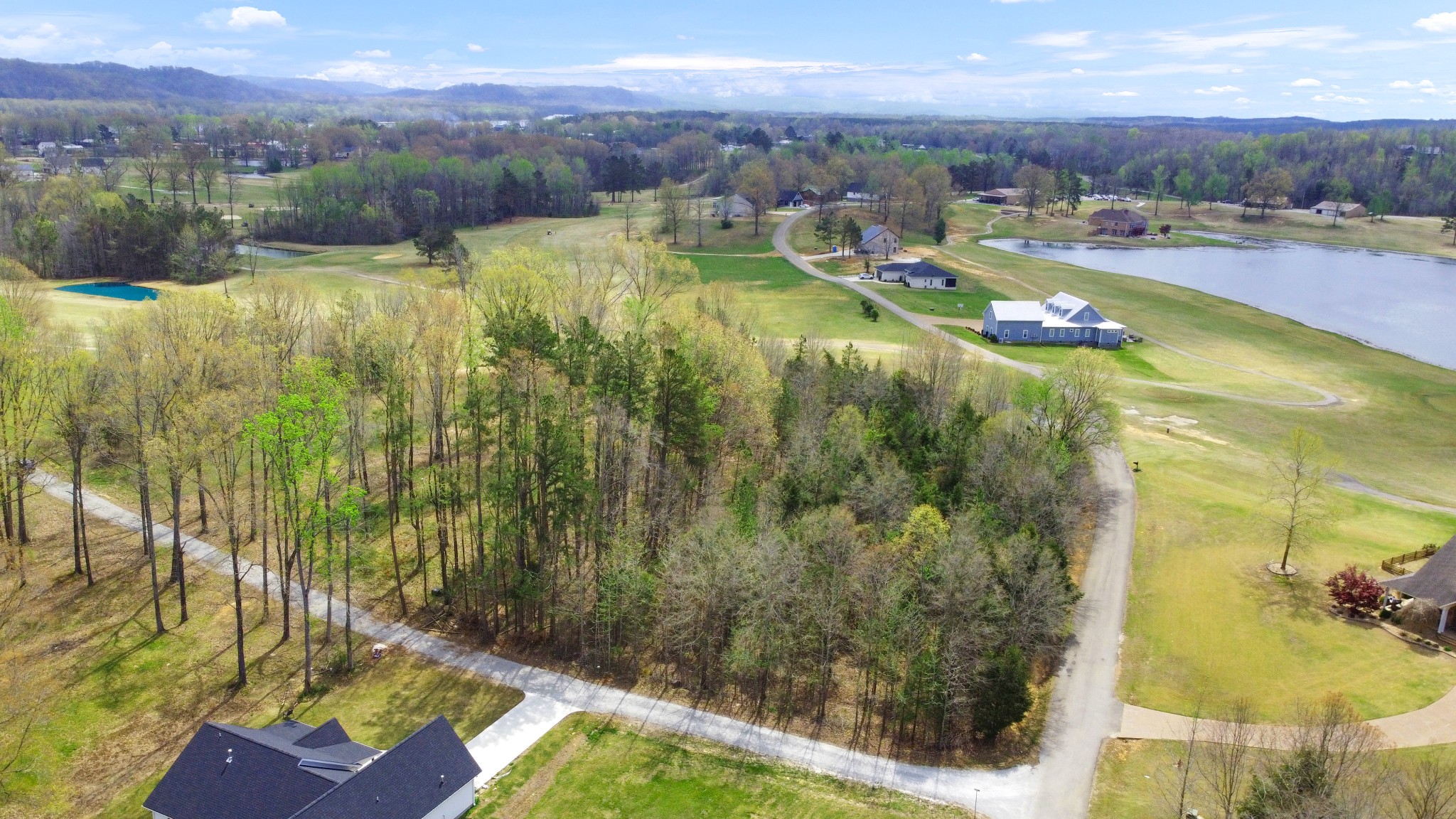 0 Golfview Lane Decaturville, TN 38329 - Photo 7 of 10 a view of a city with an ocean