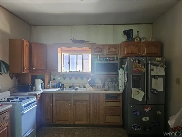 $198,000 | 209 W Ferry, Unit S, Buffalo, NY 14213