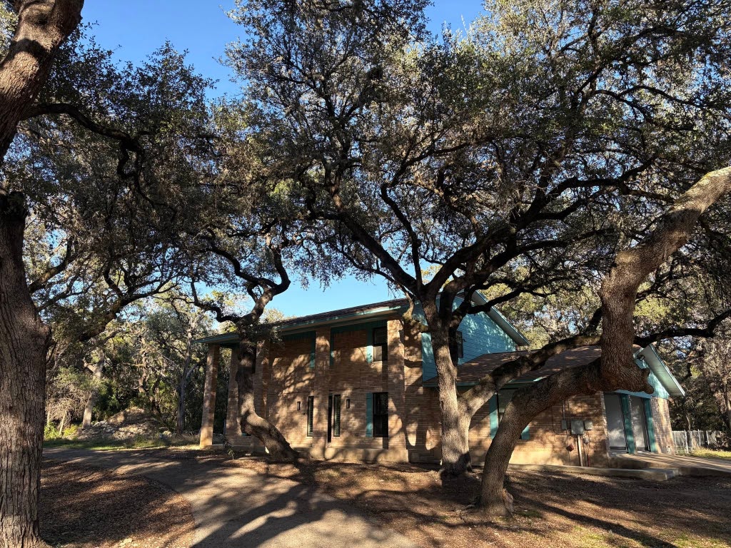 2175 Park Road New Braunfels, TX 78132 - Photo 32 of 39 View of property exterior