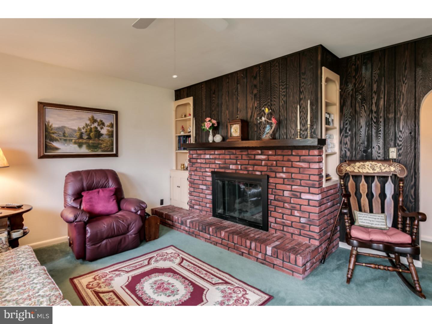 2119 Cooper Road Atco, NJ 08004 - Photo 5 of 25 Fireplace
