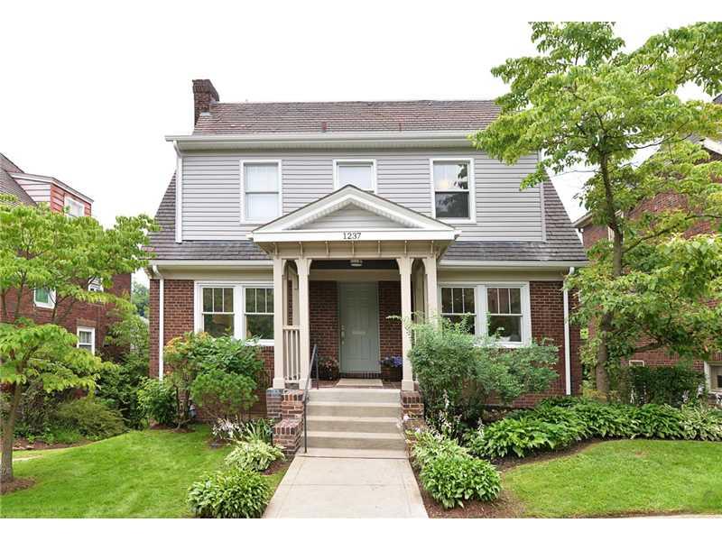 1237 Murdoch Road Pittsburgh, PA 15217 - Photo 1 of 25 Exterior Front.