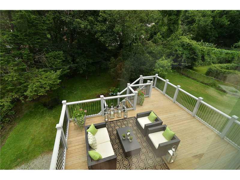 1237 Murdoch Road Pittsburgh, PA 15217 - Photo 22 of 25 Patio/Deck.