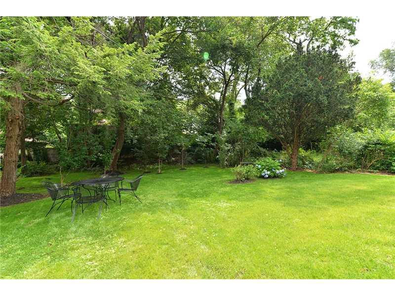 1237 Murdoch Road Pittsburgh, PA 15217 - Photo 23 of 25 Yard/Garden.
