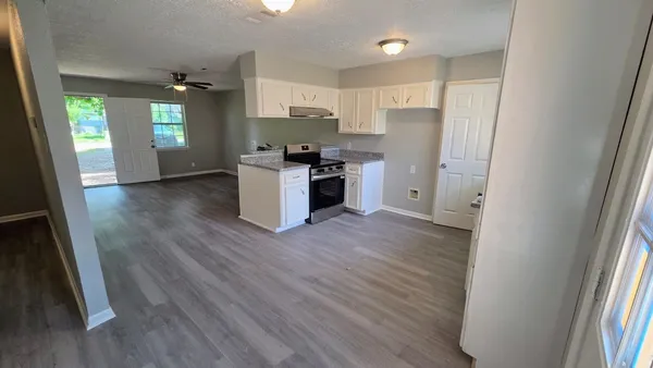 $1,650 | 11823 Stonehedge Drive, Conroe, TX 77303
