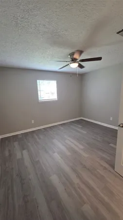$1,650 | 11823 Stonehedge Drive, Conroe, TX 77303