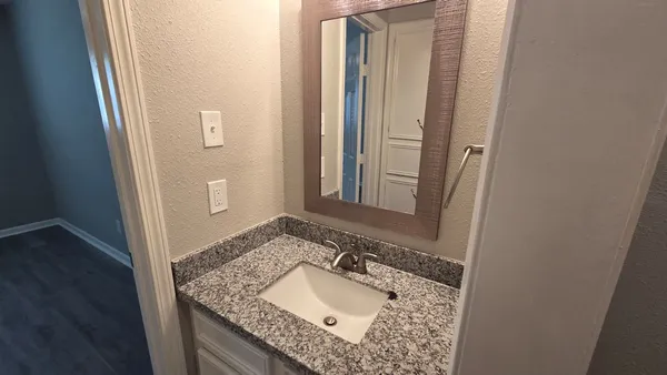 $1,650 | 11823 Stonehedge Drive, Conroe, TX 77303