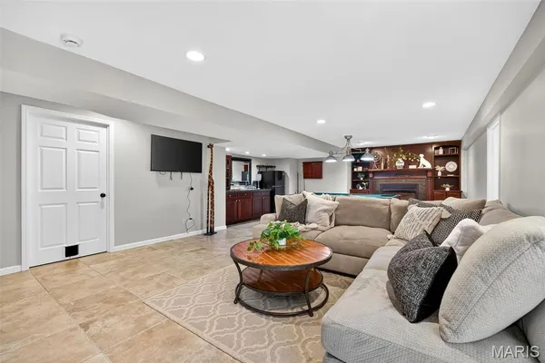 $1,169,000 | 4211 Austin Ridge Drive, St. Charles, MO 63304