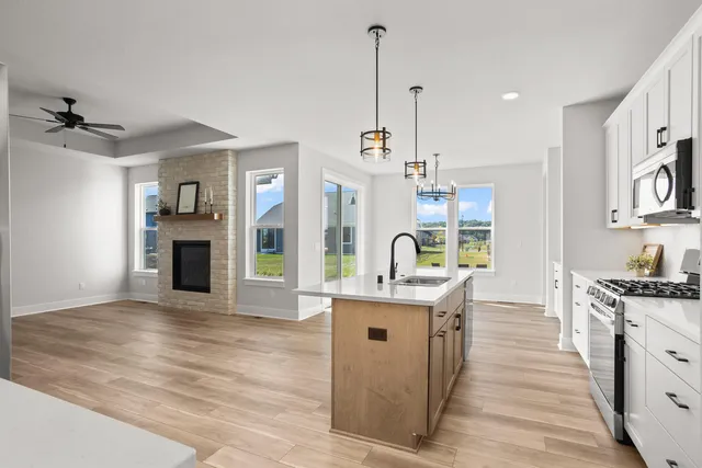 $654,900 | 1700 Whalen Drive, Oconomowoc, WI 53066