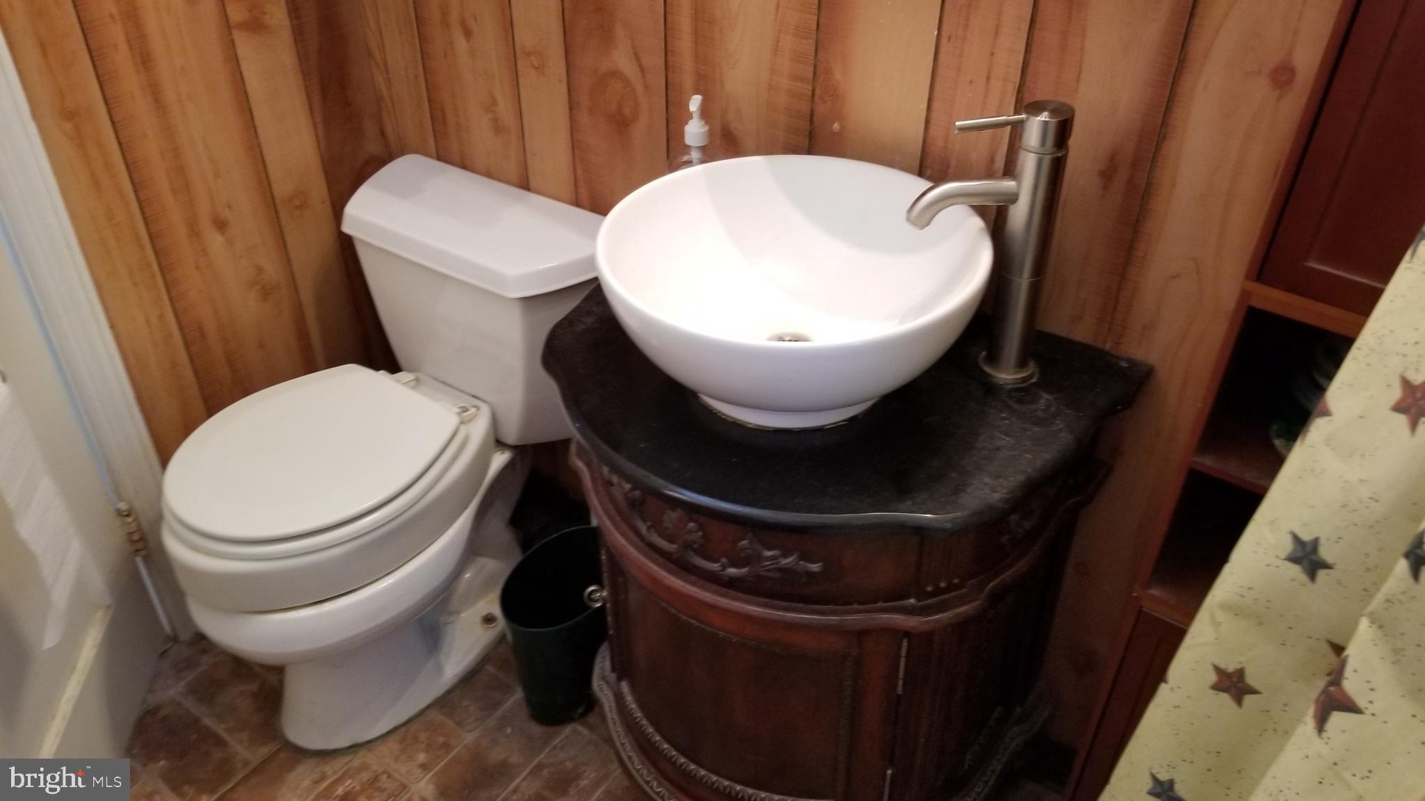 1112 Indian Marker Road Conestoga, PA 17516 - Photo 19 of 48 Full Bathroom on 3 Bedroom Side of House