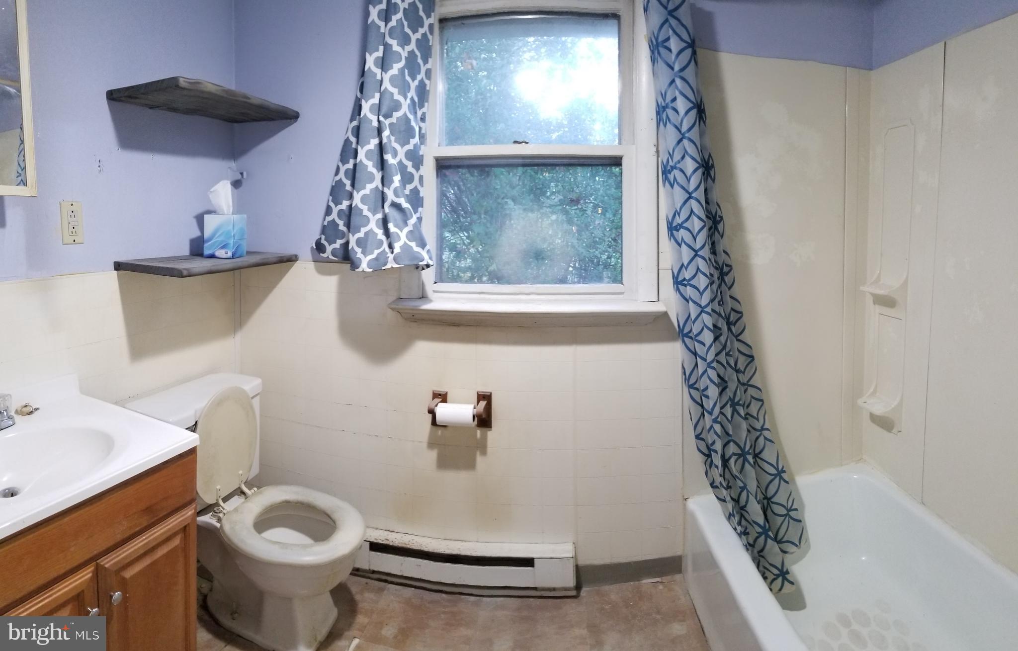1112 Indian Marker Road Conestoga, PA 17516 - Photo 30 of 48 Apartment Bathroom