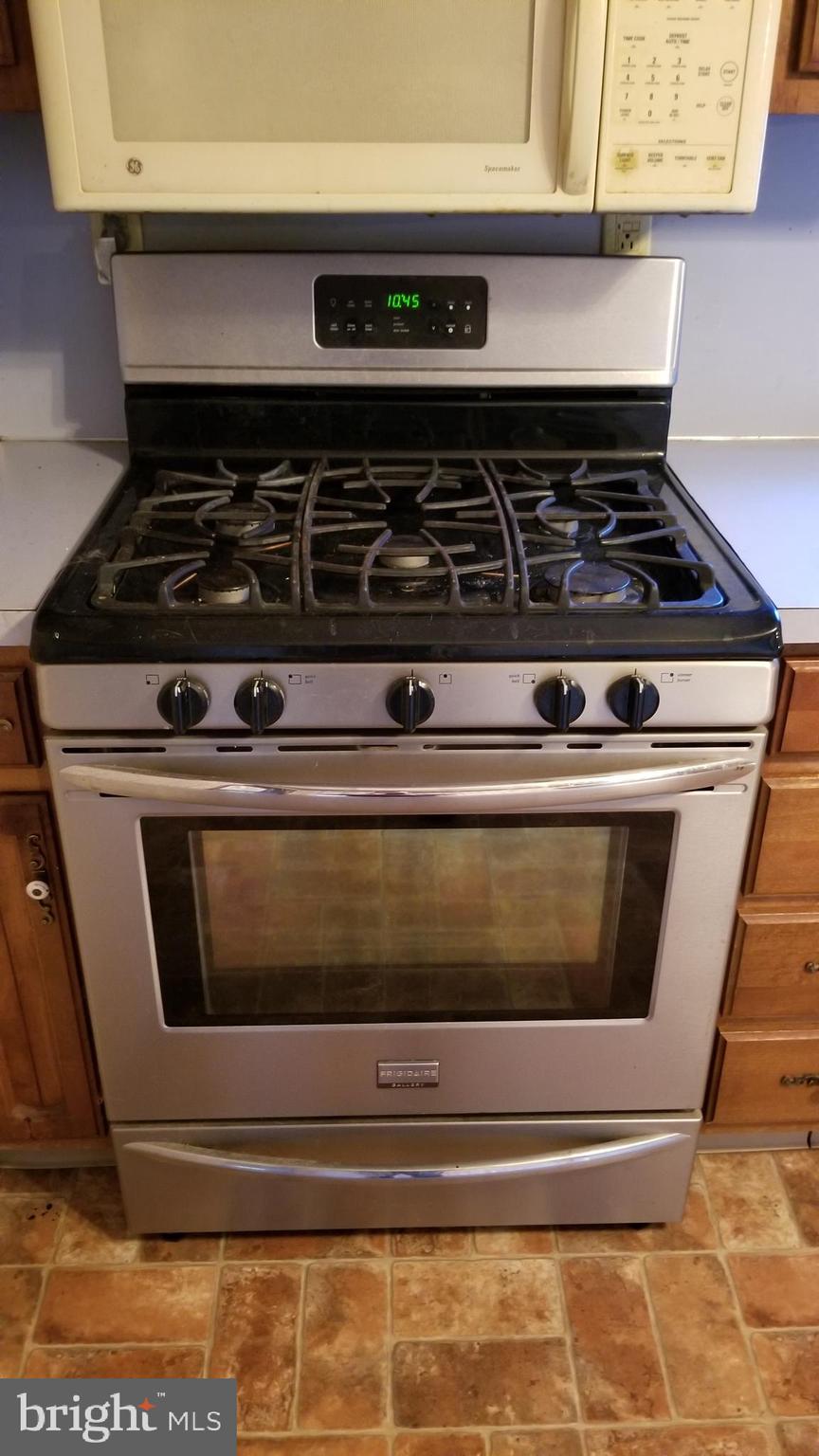 1112 Indian Marker Road Conestoga, PA 17516 - Photo 10 of 48 Propane Stove