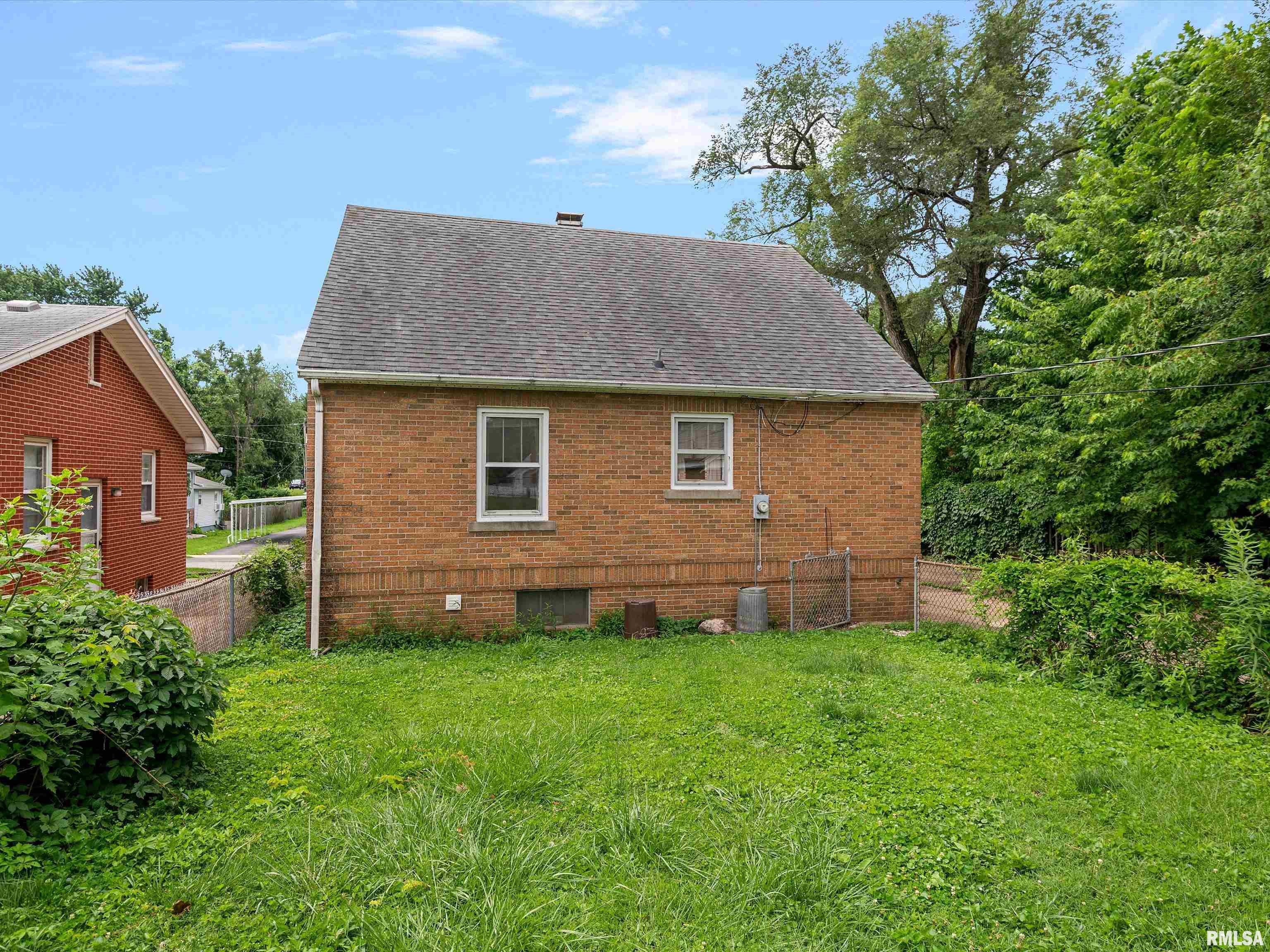 609 Wood Avenue Springfield, IL 62702 - Photo 27 of 30