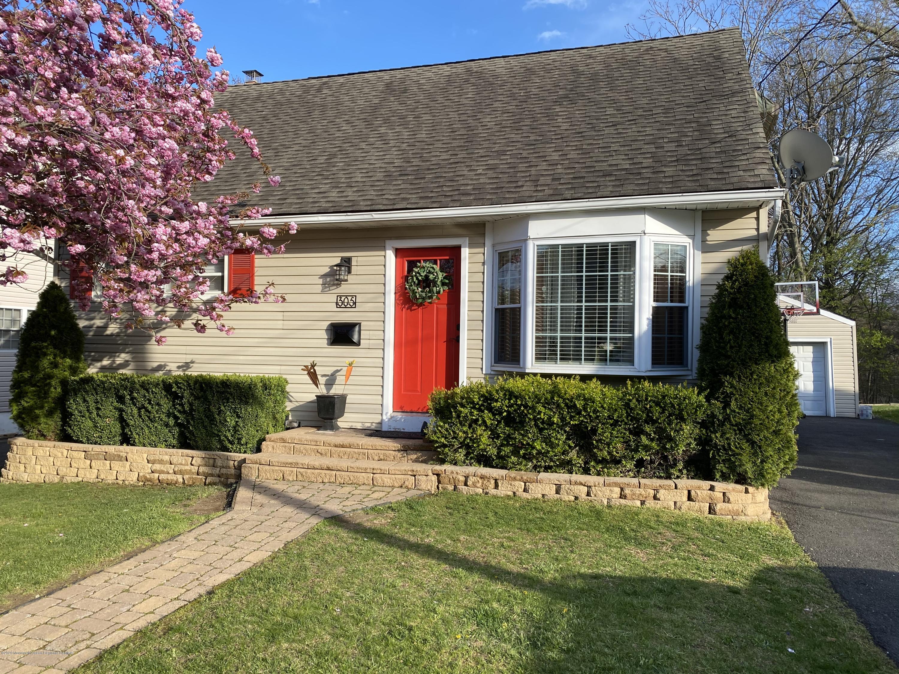 305 Edgeview Road Keyport, NJ 07735 - Photo 1 of 40 FRONT