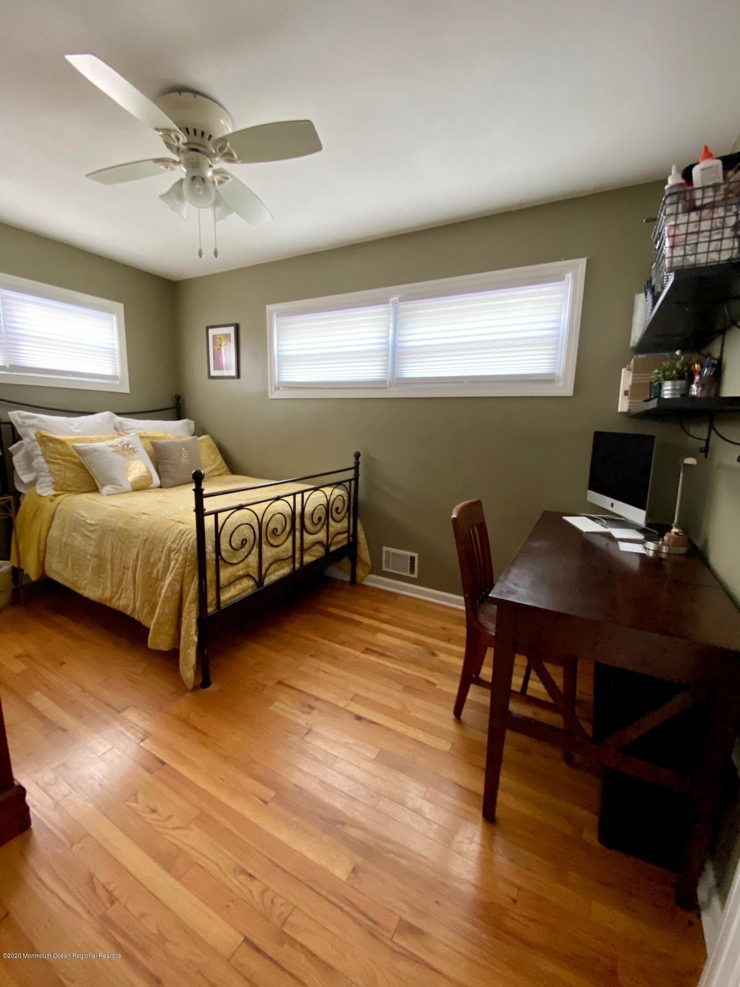 305 Edgeview Road Keyport, NJ 07735 - Photo 13 of 40 94B92966-F228-4773-8B63-A9D69268B67F