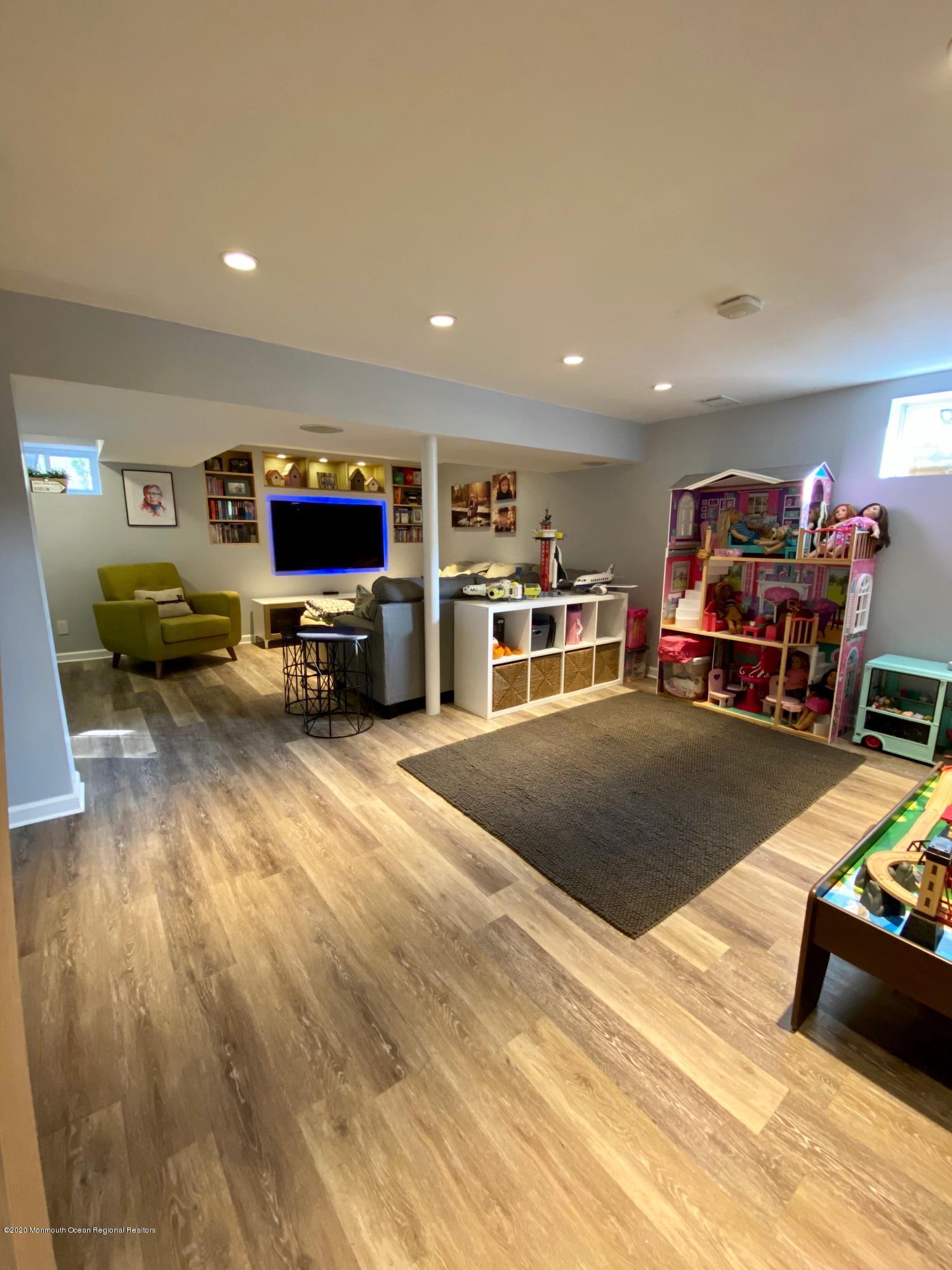 305 Edgeview Road Keyport, NJ 07735 - Photo 29 of 40 D42041BD-9CD3-4B0E-9EE1-8106936AC003