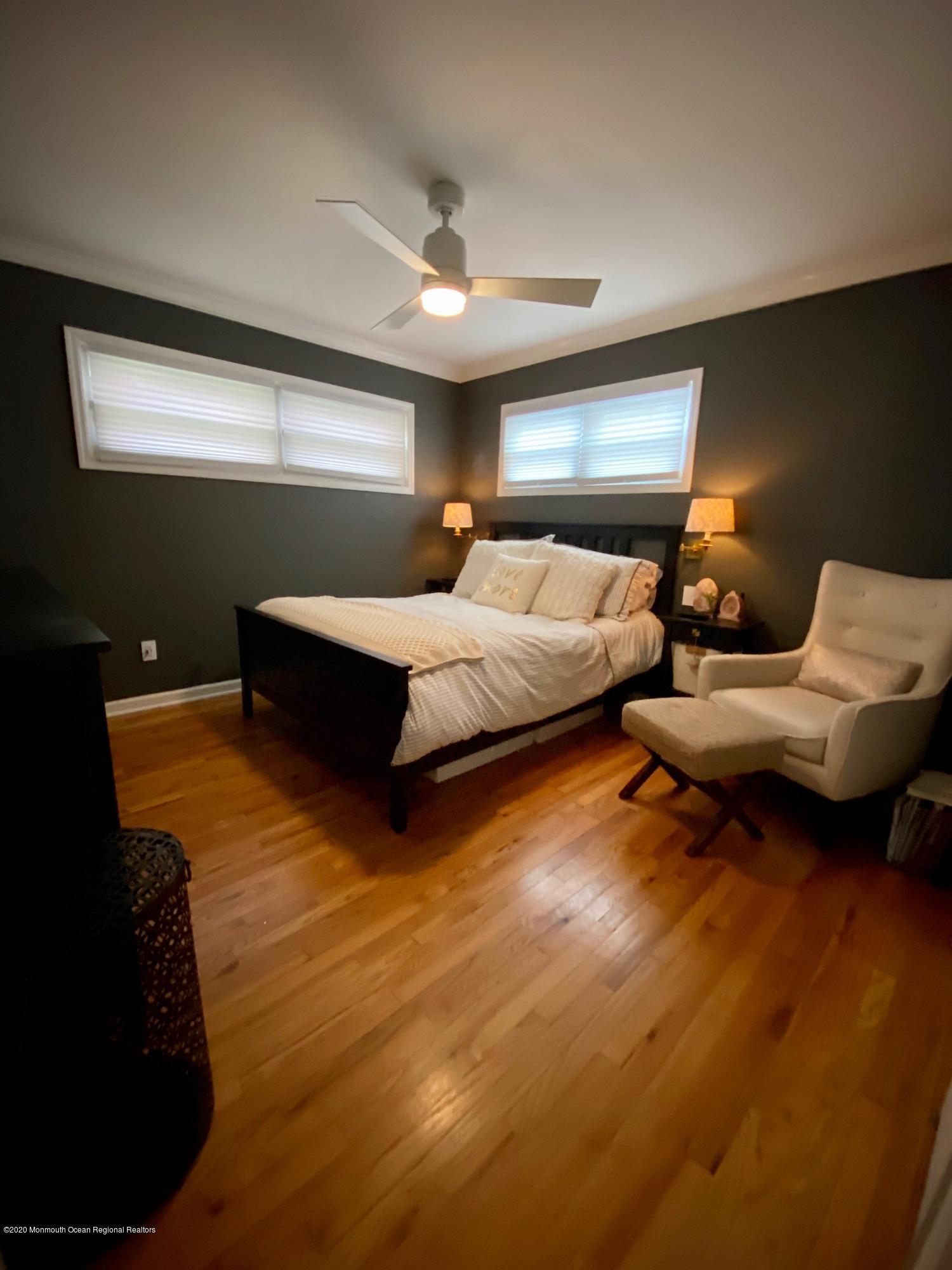305 Edgeview Road Keyport, NJ 07735 - Photo 10 of 40 0F403F5F-FEBC-4B53-B622-8DCA647F385E