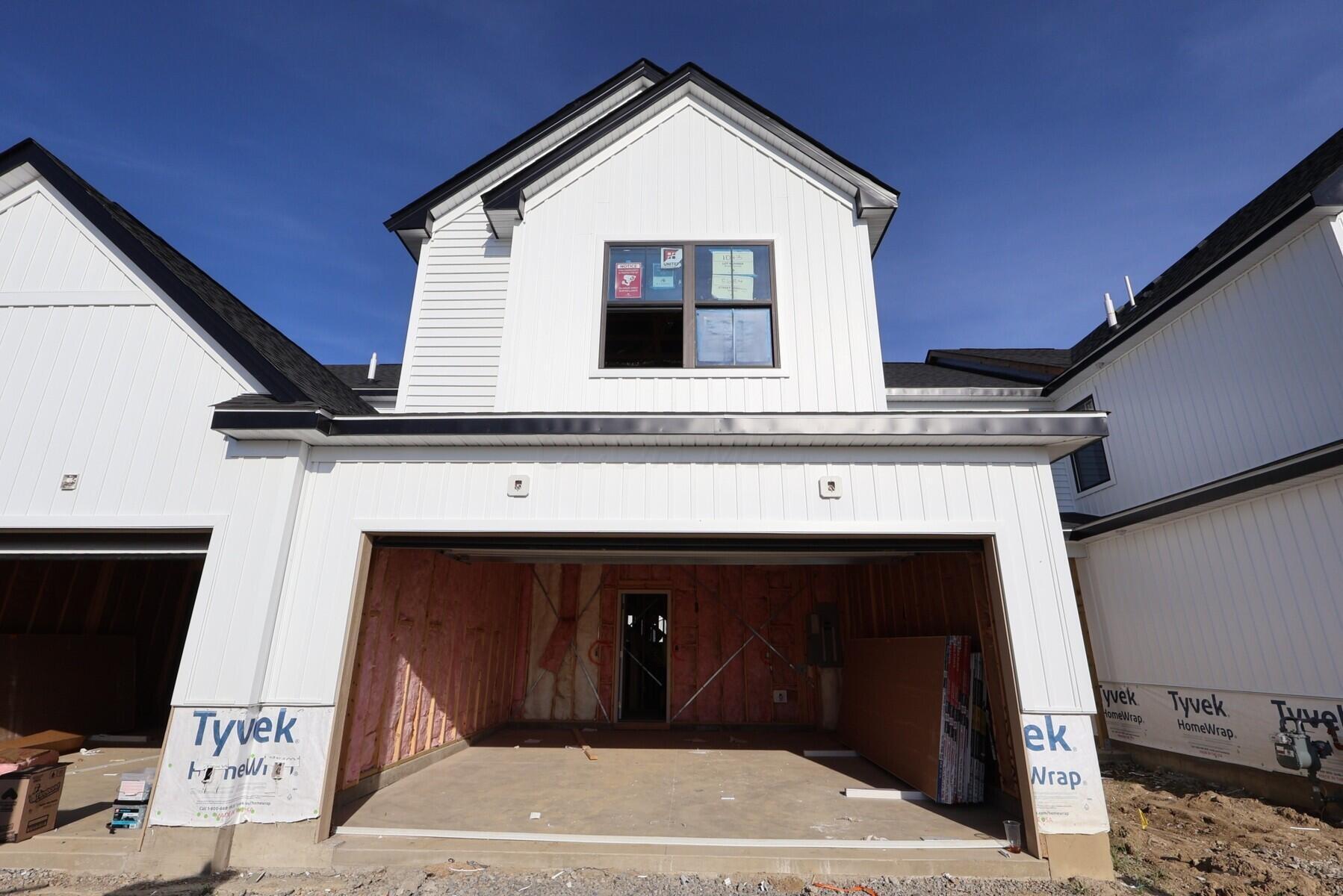 5684 Dutch Lane Powell, OH 43065 - Photo 1 of 8 Front Exterior