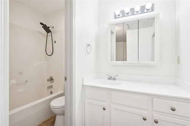 $139,900 | 543 Cedarwood Drive, Unit 543, Mandeville, LA 70471