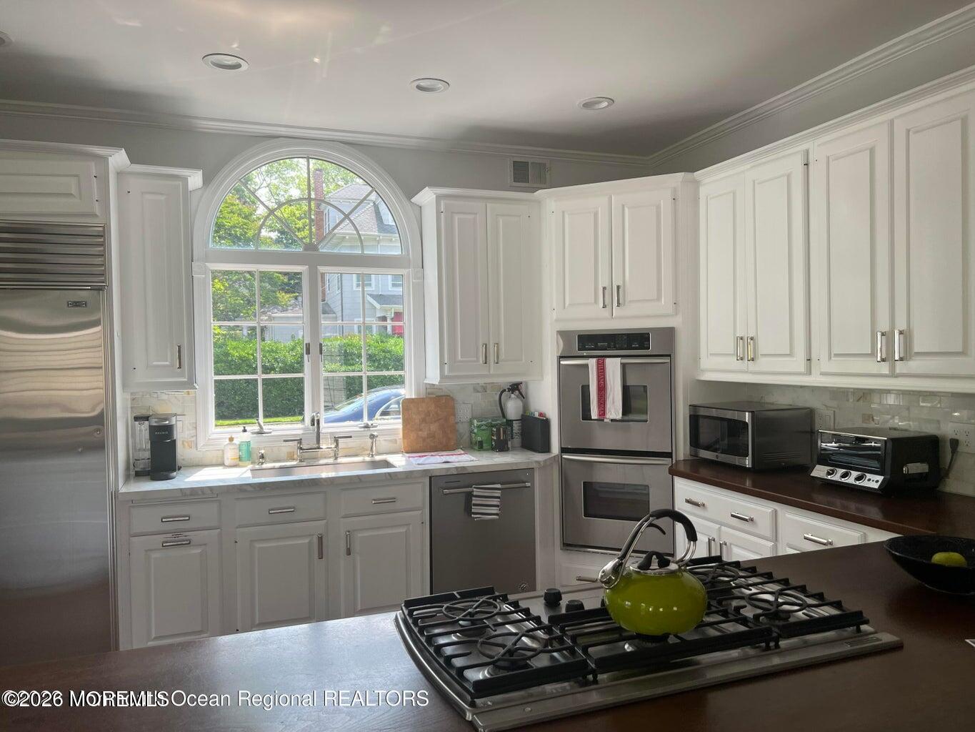 200 Washington Avenue, Unit SEASONAL RENTAL Spring Lake, NJ 07762 - Photo 3 of 19 200 Washington Kitchen 2