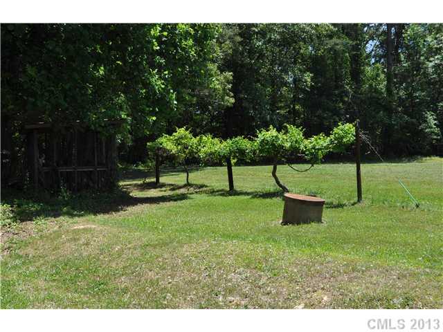 3320 Beaty Road Gastonia, NC 28056 - Photo 13 of 16 a view of a park with a bench