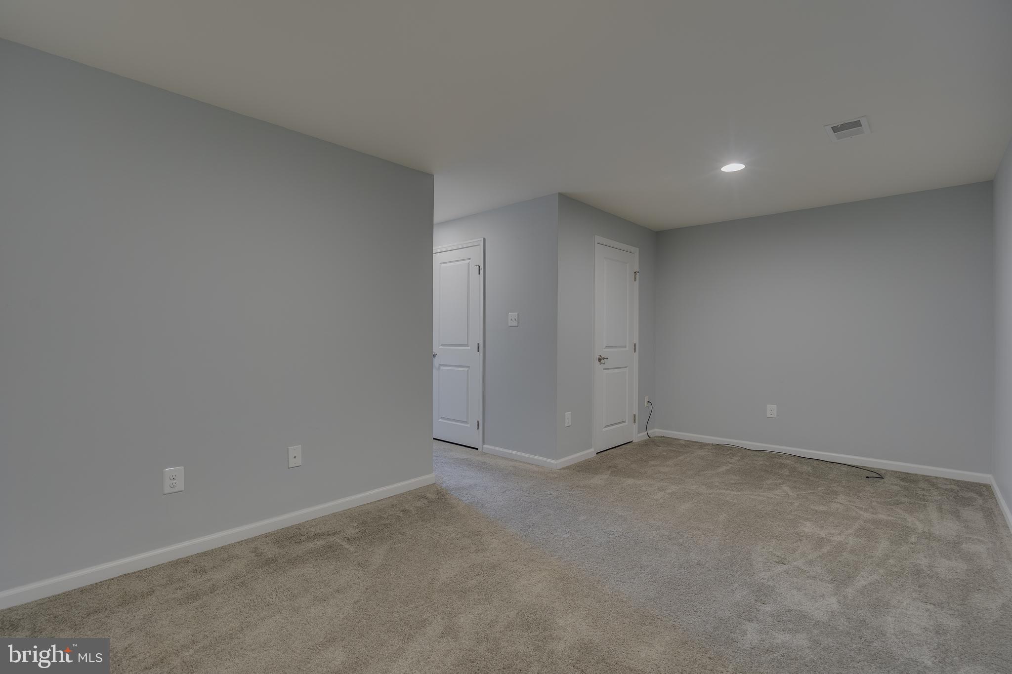 84 Norwood Drive Falling Waters, WV 25419 - Photo 7 of 32